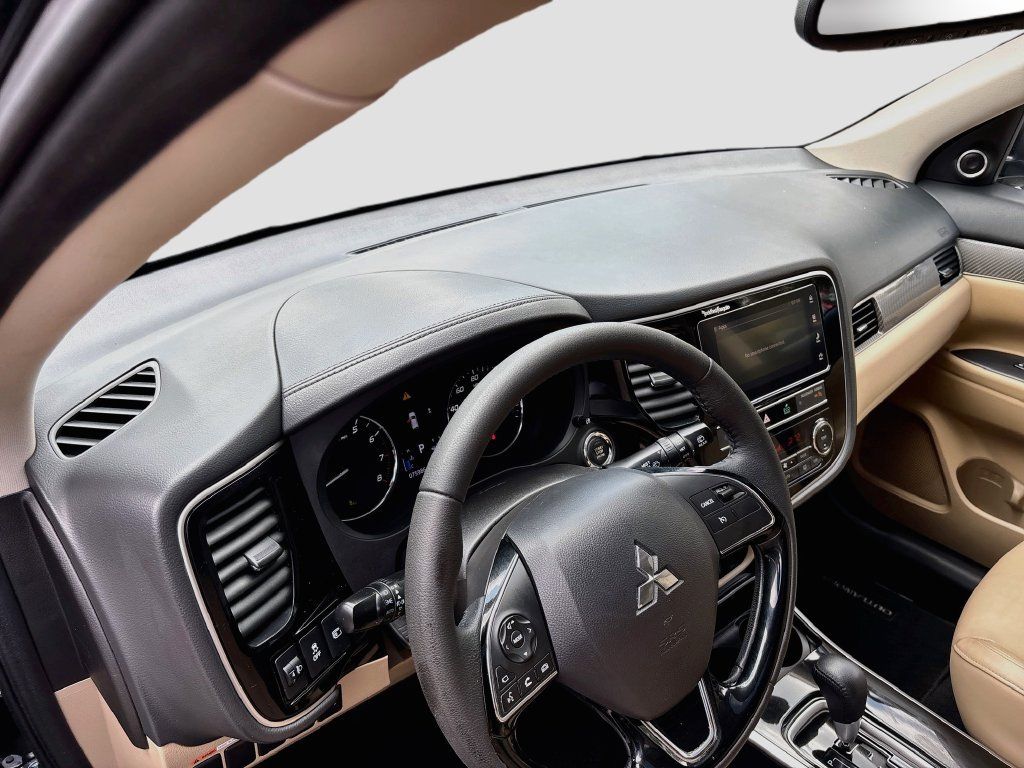 Used 2019 Mitsubishi Outlander SEL FWD image 9