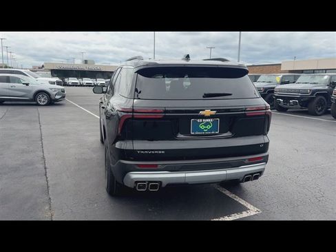 Certified 2024 Chevrolet Traverse LT FWD image 7