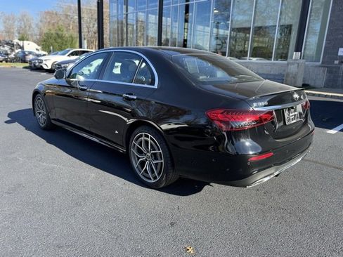 Certified 2022 Mercedes-Benz E 350 4MATIC Sedan image 5