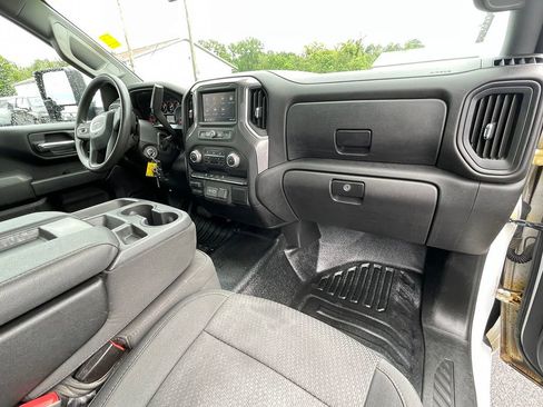 Used 2023 GMC Sierra 3500 Pro w/ Convenience Package AWD/4WD image 22