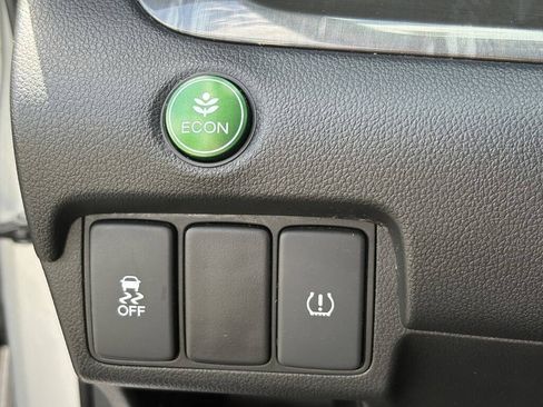 Used 2014 Honda CR-V EX-L image 16