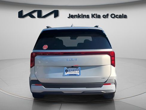 New 2026 Kia Carnival EX image 3