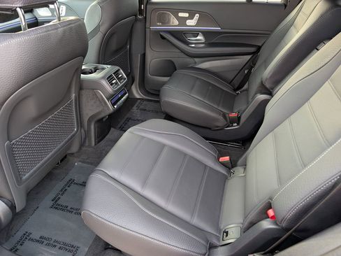 New 2026 Mercedes-Benz GLS 450 4MATIC image 31