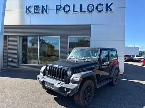 Used 2023 Jeep Wrangler Sport AWD/4WD image 2