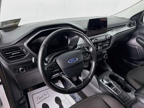 Used 2024 Ford Escape Active AWD/4WD image 9