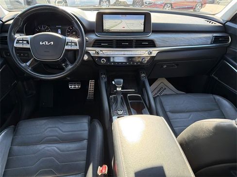Used 2022 Kia Telluride SX w/ SX Prestige Package image 23