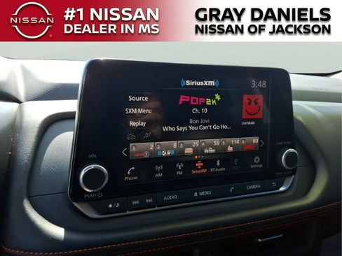 Certified 2025 Nissan Rogue SV AWD/4WD image 18