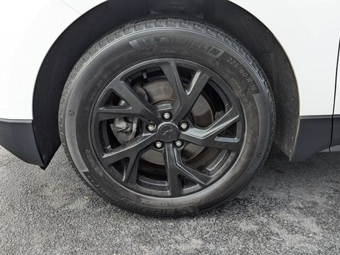 Used 2019 Chevrolet Equinox LT FWD image 31