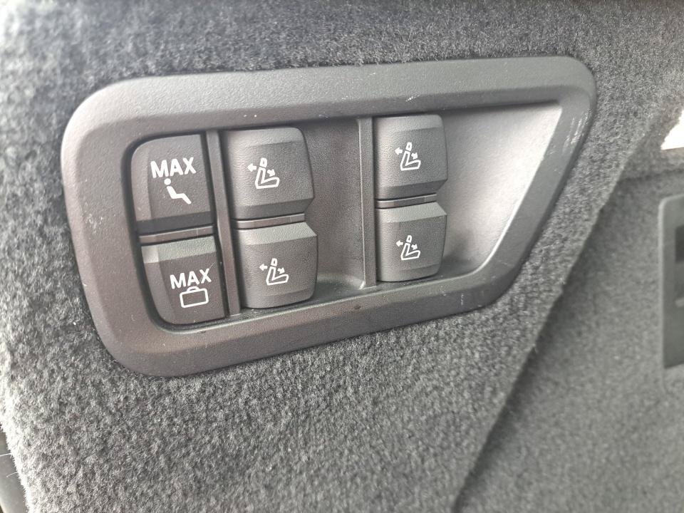 Used 2020 BMW X7 xDrive40i AWD/4WD image 24
