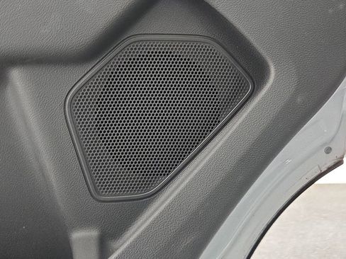 Used 2023 Ford Transit 350 XLT image 29