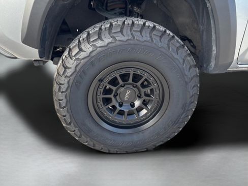 Used 2023 Toyota Tacoma TRD Off-Road w/ TRD Premium Off Road Package image 51