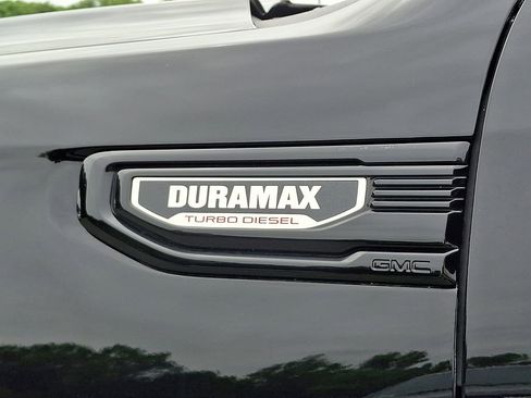 Used 2023 GMC Sierra 1500 Elevation w/ Preferred Package AWD/4WD image 31