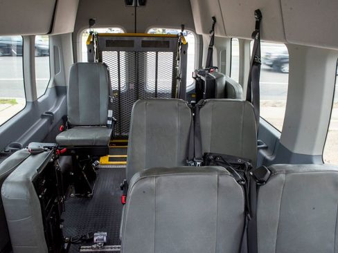 Used 2017 Ford Transit 350 XL RWD image 15