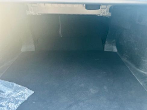 Used 2019 Toyota Camry LE image 28