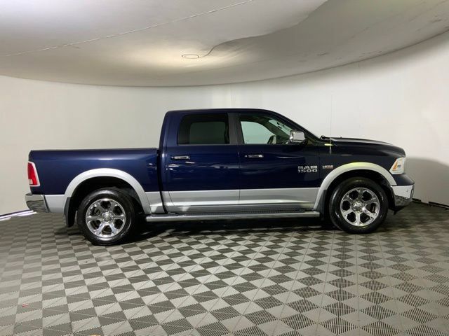 Used 2015 RAM 1500 Laramie w/ Convenience Group AWD/4WD image 4