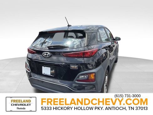 Used 2021 Hyundai Kona SE FWD image 3
