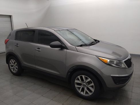 Used 2016 Kia Sportage LX FWD image 11