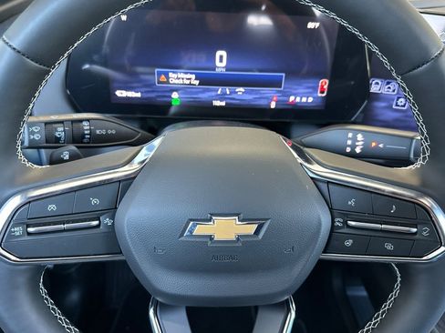 New 2026 Chevrolet Equinox EV LT w/ Convenience Package II FWD image 25