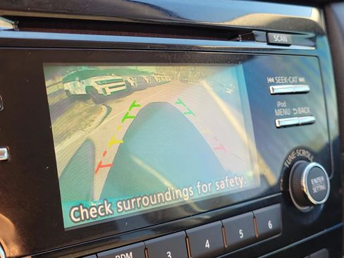 Certified 2017 Nissan Rogue SV w/ Midnight Edition image 26