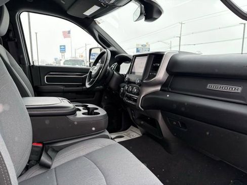 Used 2024 RAM 2500 Big Horn w/ Bed Utility Group image 12