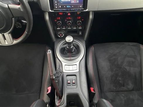 Used 2013 Subaru BRZ Limited w/ Popular Pkg 1A RWD image 23