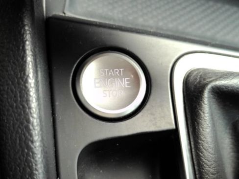 Used 2022 Volkswagen Jetta SEL FWD image 46
