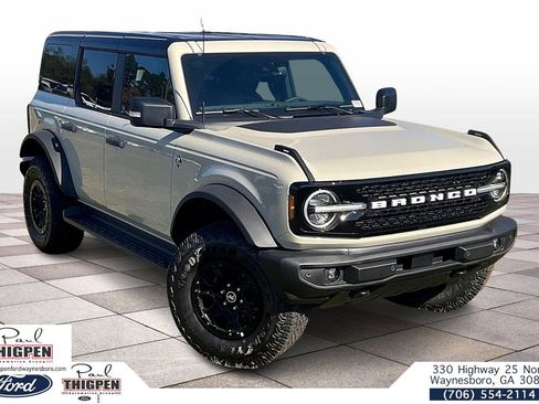 New 2025 Ford Bronco Outer Banks w/ Sasquatch Package image 1