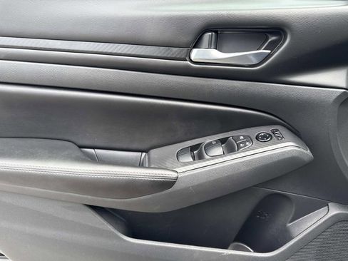 Certified 2024 Nissan Altima 2.5 SV image 18