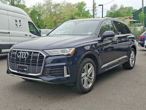 Certified 2023 Audi Q7 2.0T Premium Plus w/ Convenience Package AWD/4WD image 1