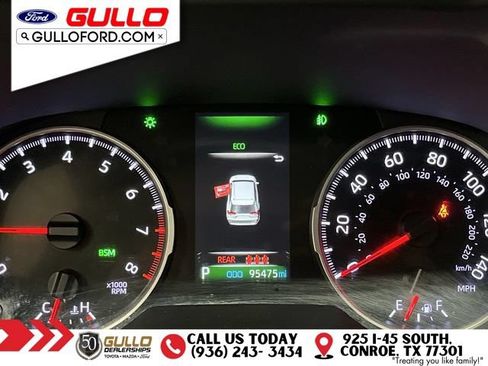 Used 2021 Toyota RAV4 XLE FWD image 23