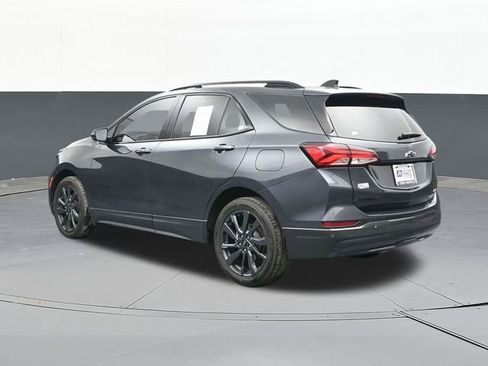 Used 2022 Chevrolet Equinox RS w/ Infotainment Package image 9