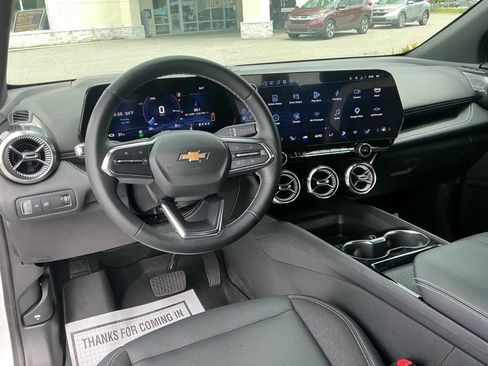 Used 2024 Chevrolet Blazer EV LT AWD/4WD image 34