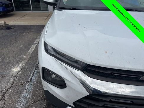 Used 2022 Chevrolet TrailBlazer LT AWD/4WD image 3