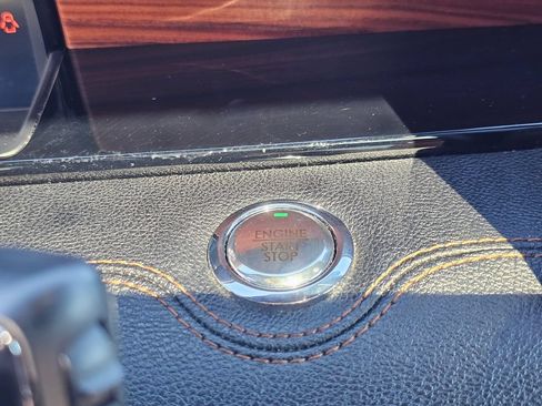 Used 2019 Lincoln Navigator Reserve AWD/4WD image 29