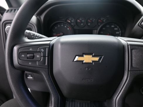Used 2025 Chevrolet Silverado 1500 Custom w/ Turbomax Blackout Package AWD/4WD image 17