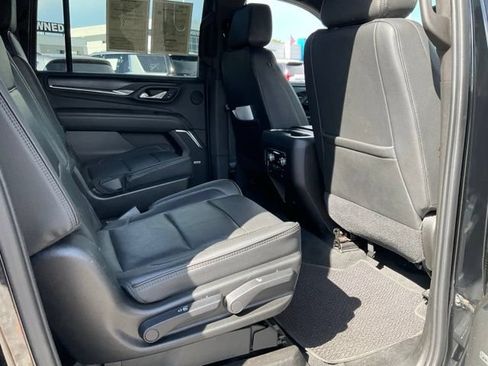 Used 2021 GMC Yukon XL Denali AWD/4WD image 21