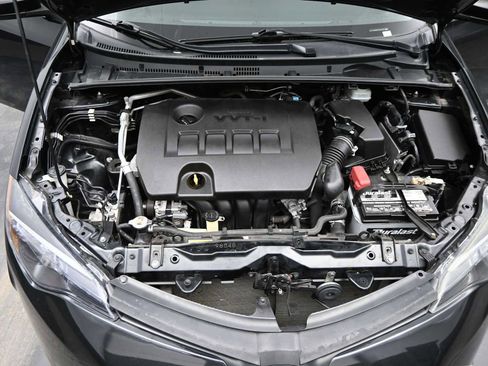 Used 2019 Toyota Corolla LE image 21