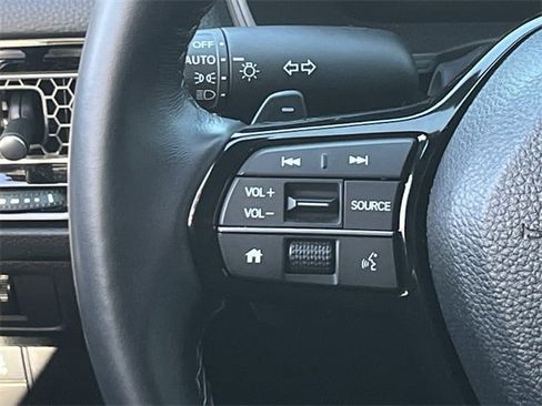 Used 2025 Honda Civic Sport image 14