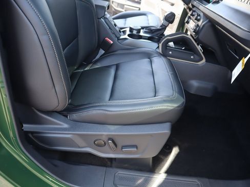 New 2025 Ford Bronco Badlands image 15