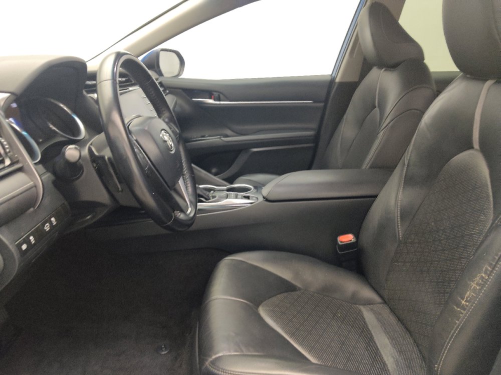 Used 2019 Toyota Camry XSE FWD image 17