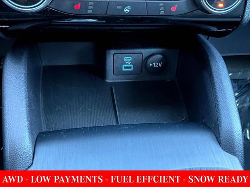 Used 2022 Ford Escape SE w/ Cold Weather Package image 15
