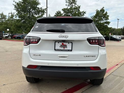 Used 2025 Jeep Compass Limited AWD/4WD image 6