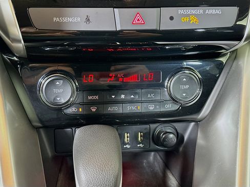 Used 2025 Mitsubishi Eclipse Cross SE AWD/4WD image 24