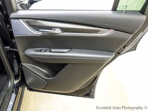 Certified 2023 Cadillac XT6 Sport w/ Technology Package image 25