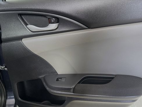 Used 2018 Honda Civic EX image 29