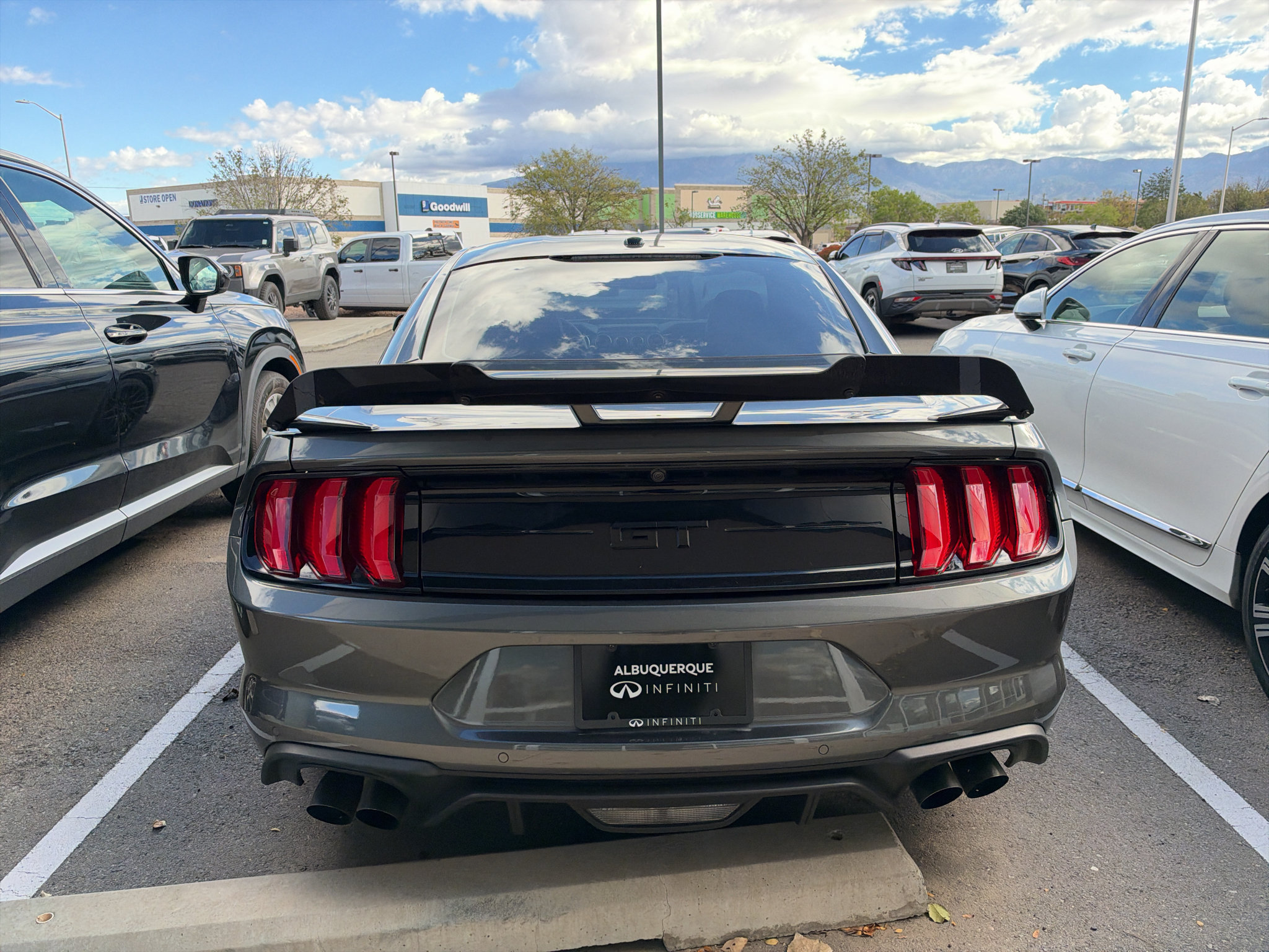 Used 2019 Ford Mustang GT Premium w/ GT Performance Package RWD image 5