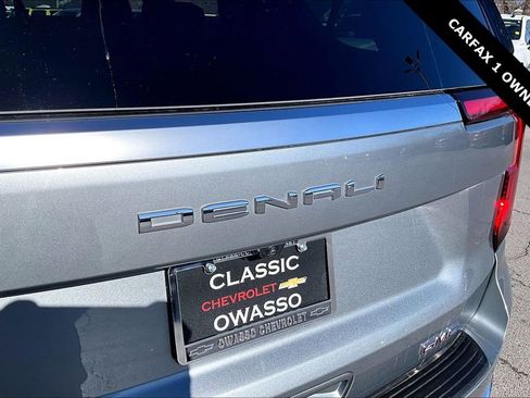 Used 2025 GMC Yukon Denali image 23
