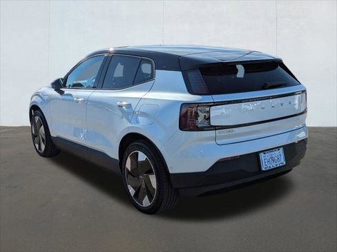 Used 2025 Volvo EX30 Ultra w/ Protection Package Premier image 3