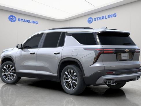 New 2026 Chevrolet Traverse LT w/ Enhanced Driving Package FWD image 2