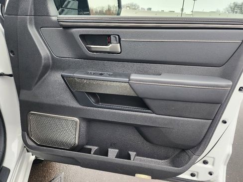 Used 2026 Toyota Sequoia Capstone image 10